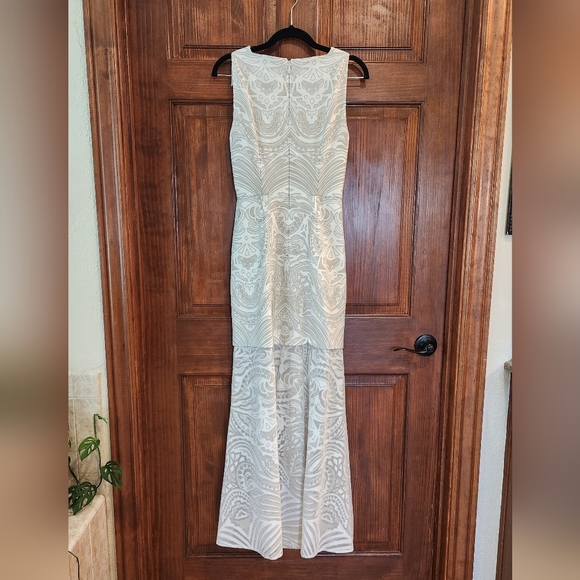BCBGMaxAzria Everlie White Ivory Lace Sheer Floor Length Geometric Dress - Picture 2 of 14